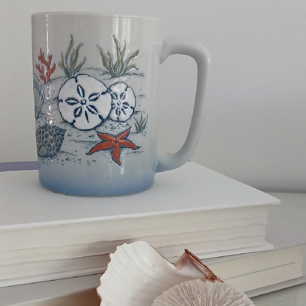 Otagiri Embossed Seashells Sea Life Coffee Mug Cup 10 oz Ocean Vintage Japan